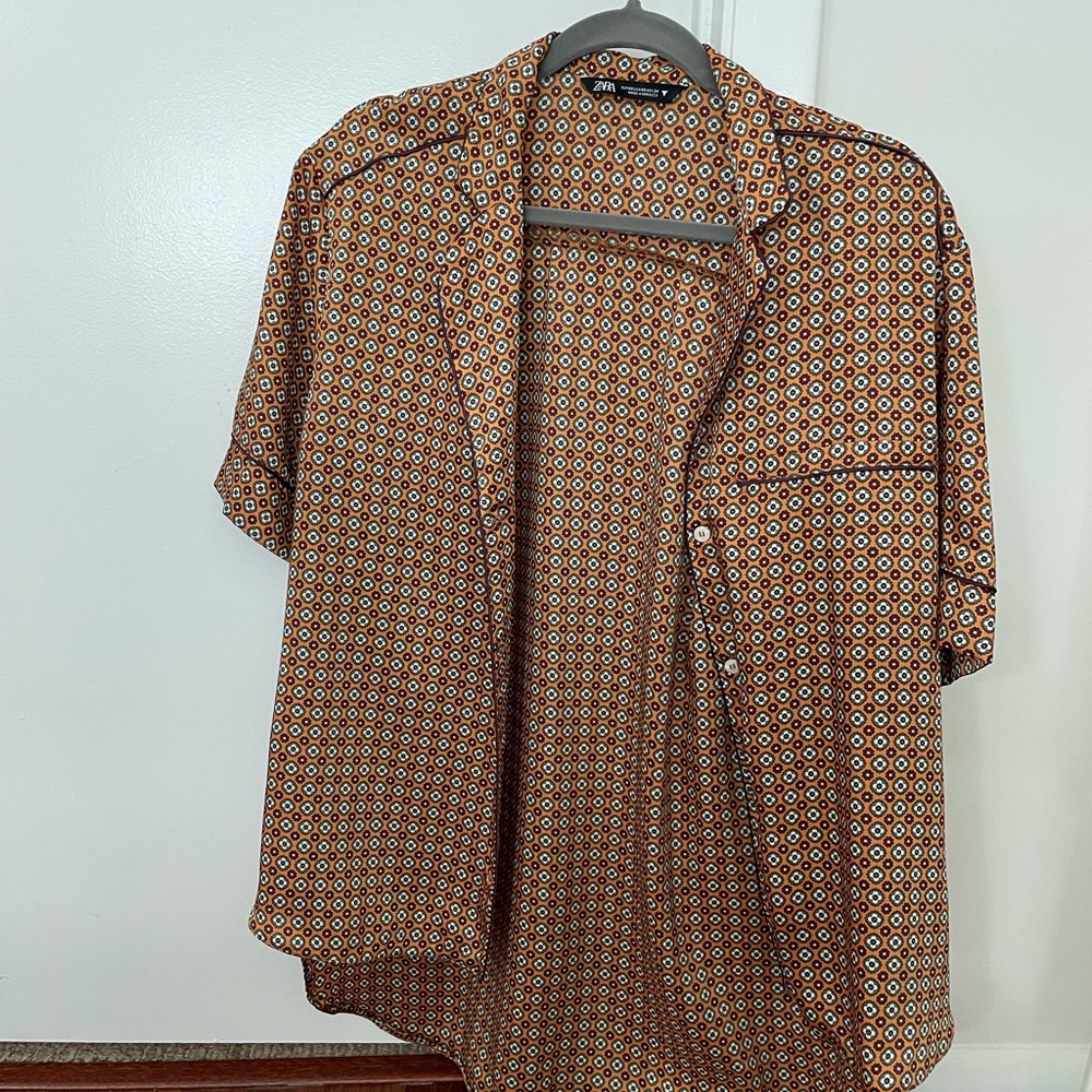 Zara shirt button down xs